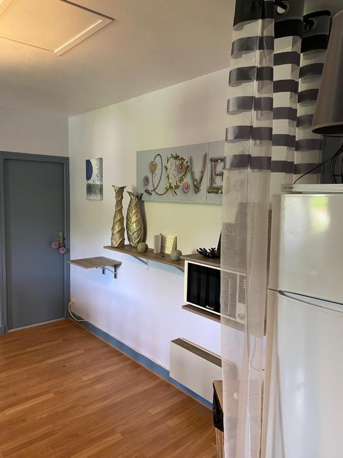 Moulin De Latouille Bed and Breakfast Εξωτερικό φωτογραφία